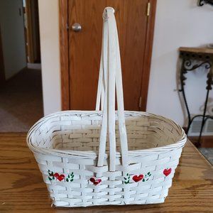 9 x 6.5 inch Heart Basket with Handle